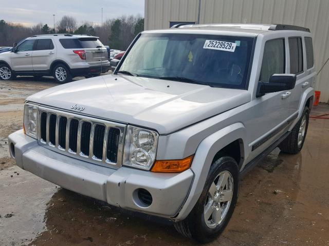 1J8HH48K27C612825 - 2007 JEEP COMMANDER Gümüş foto 2