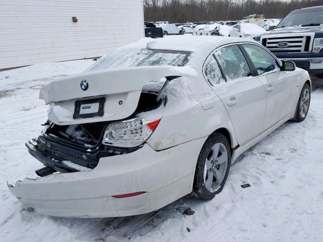 WBANV13558CZ53427 - 2008 BMW 528 XI WHITE photo 4