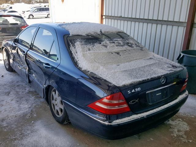 WDBNG70J02A257478 - 2002 MERCEDES-BENZ S 430 BLUE photo 3