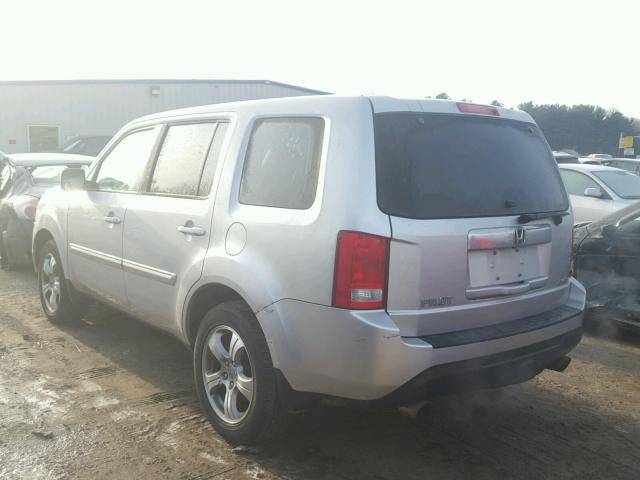 5FNYF4H76CB013867 - 2012 HONDA PILOT EXLN SILVER photo 3