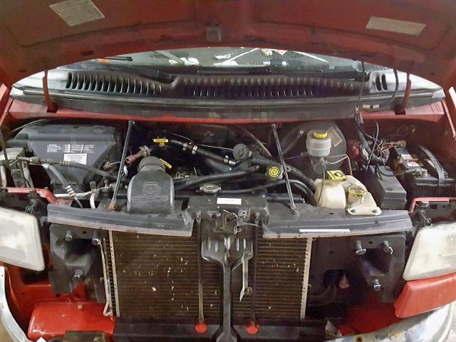 2B6HB11Y52K117375 - 2002 DODGE RAM VAN B1 RED photo 7