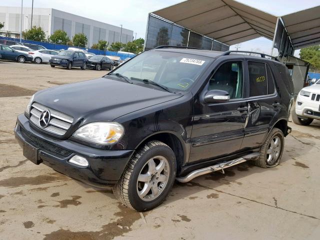 4JGAB57E83A454665 - 2003 MERCEDES-BENZ ML 350 BLACK photo 2