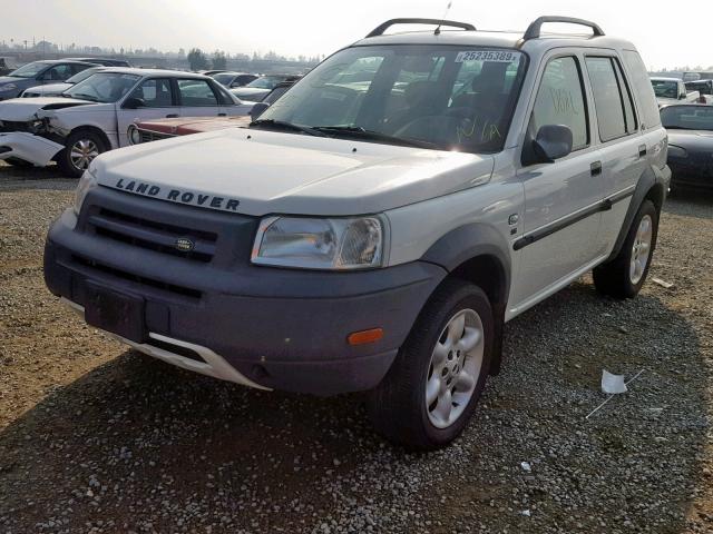 SALNY22203A270099 - 2003 LAND ROVER FREELANDER WHITE photo 2