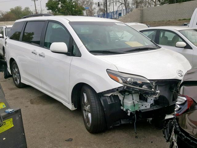 5TDXZ3DC0HS846793 - 2017 TOYOTA SIENNA SE WHITE photo 1