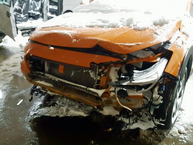 JF2GTALC7JH236621 - 2018 SUBARU CROSSTREK ORANGE photo 9