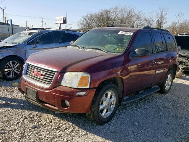 1GKDS13S532379363 - 2003 GMC ENVOY MAROON photo 2