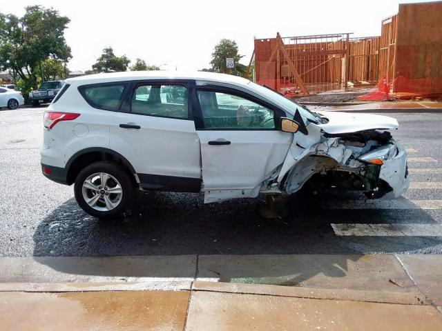 1FMCU0F76GUB83571 - 2016 FORD ESCAPE S WHITE photo 9