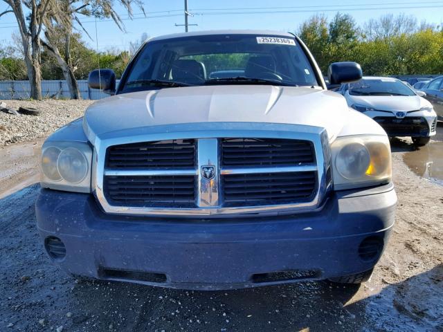 1D3HE28P77S208402 - 2007 DODGE DAKOTA QUA SILVER photo 9