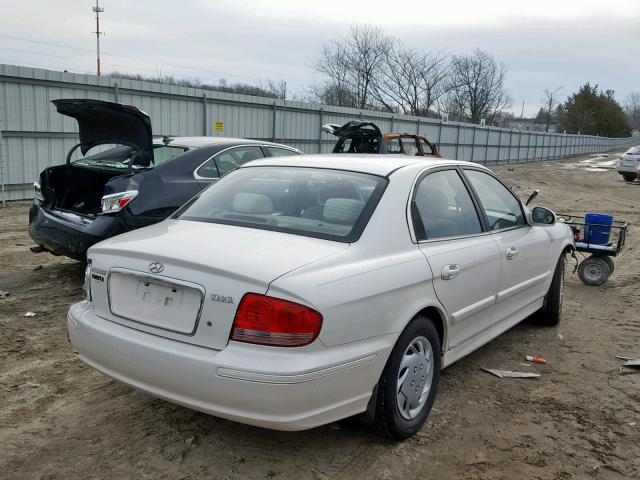 KMHWF25S14A949633 - 2004 HYUNDAI SONATA GL WHITE photo 4