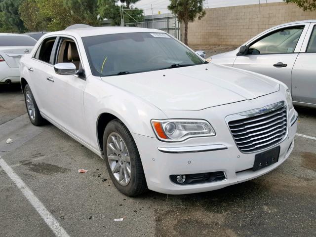 2C3CA5CG3BH518798 - 2011 CHRYSLER 300 LIMITE WHITE photo 1