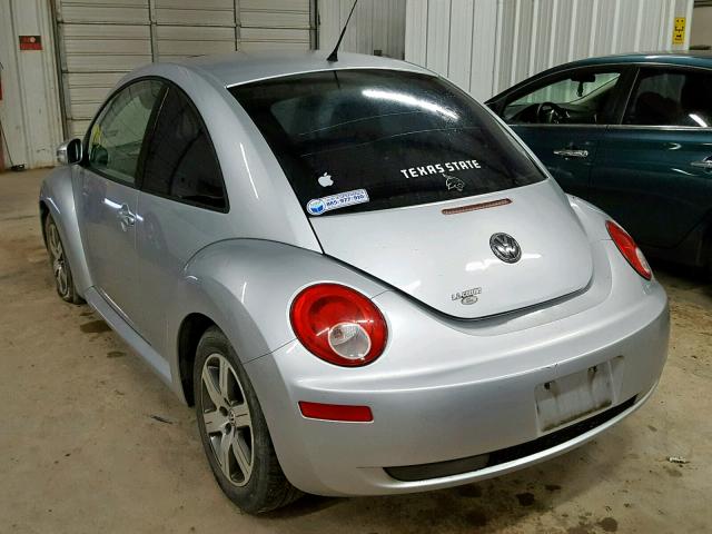 3VWRW31C06M422885 - 2006 VOLKSWAGEN NEW BEETLE SILVER photo 3