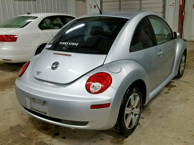 3VWRW31C06M422885 - 2006 VOLKSWAGEN NEW BEETLE SILVER photo 4