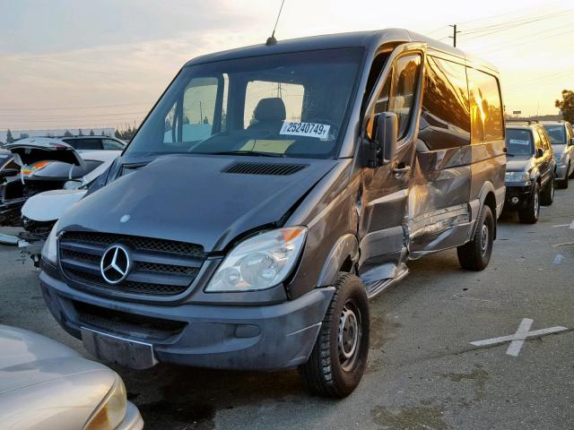 WD4PE7CC6D5765968 - 2013 MERCEDES-BENZ SPRINTER 2 GRAY photo 2