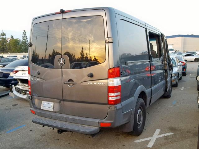 WD4PE7CC6D5765968 - 2013 MERCEDES-BENZ SPRINTER 2 GRAY photo 4