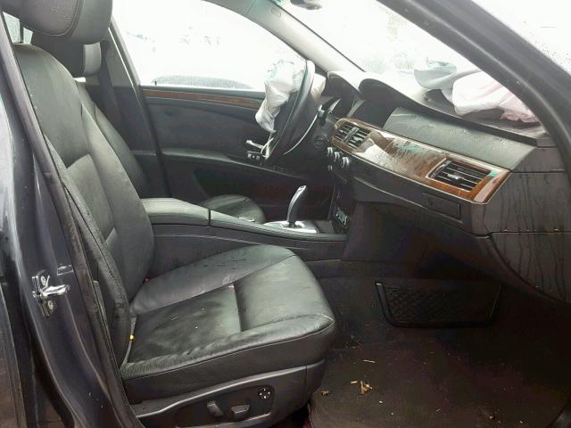 WBANV13588CZ58038 - 2008 BMW 528 XI GRAY photo 5