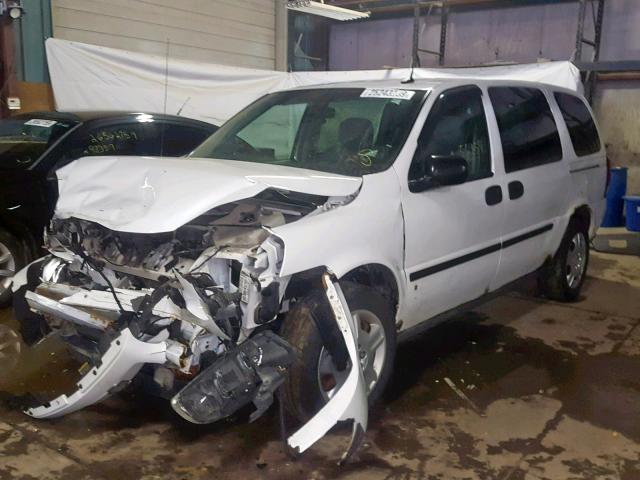 1GBDV13118D163830 - 2008 CHEVROLET UPLANDER I WHITE photo 2