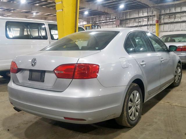 3VW2K7AJ4BM307980 - 2011 VOLKSWAGEN JETTA BASE SILVER photo 4