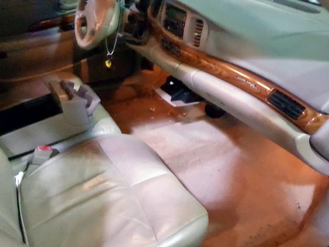 1G4HP54K12U186680 - 2002 BUICK LESABRE CU WHITE photo 9