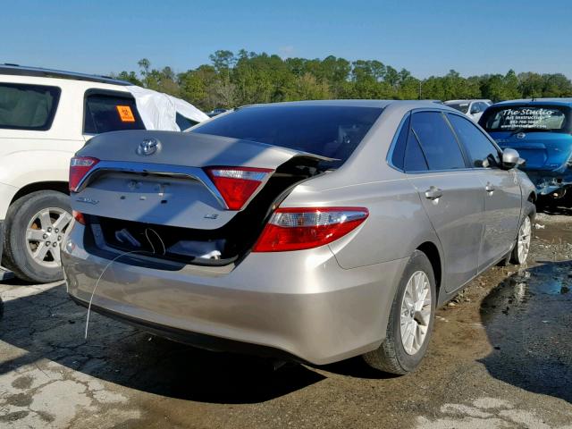 4T1BF1FK2HU680022 - 2017 TOYOTA CAMRY LE SILVER photo 4