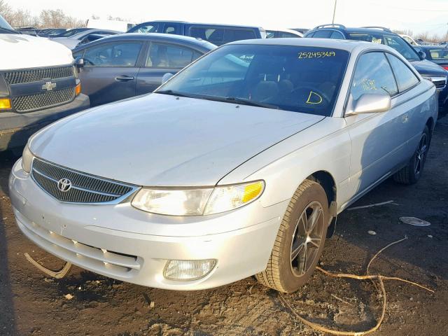 2T1CG22P6XC210925 - 1999 TOYOTA CAMRY SOLA SILVER photo 2
