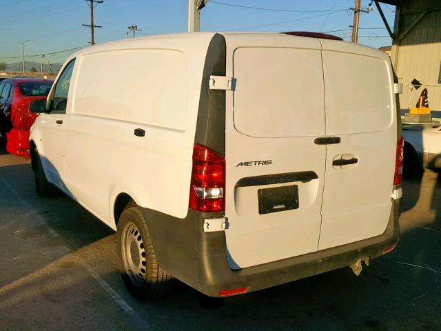 WD3PG2EA7H3200563 - 2017 MERCEDES-BENZ METRIS WHITE photo 3