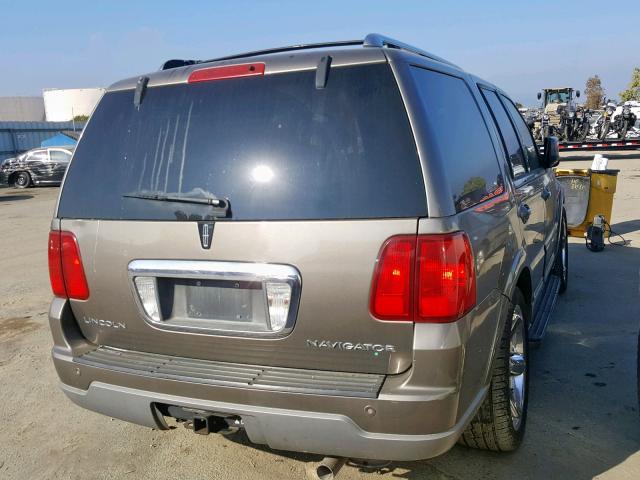 5LMFU27R14LJ23754 - 2004 LINCOLN NAVIGATOR 金色 照片 4