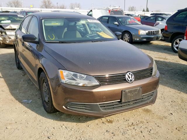 3VW2K7AJ0DM218023 - 2013 VOLKSWAGEN JETTA BASE BROWN photo 1