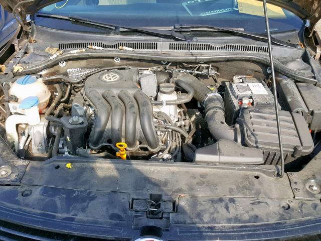 3VW2K7AJ0DM218023 - 2013 VOLKSWAGEN JETTA BASE BROWN photo 7