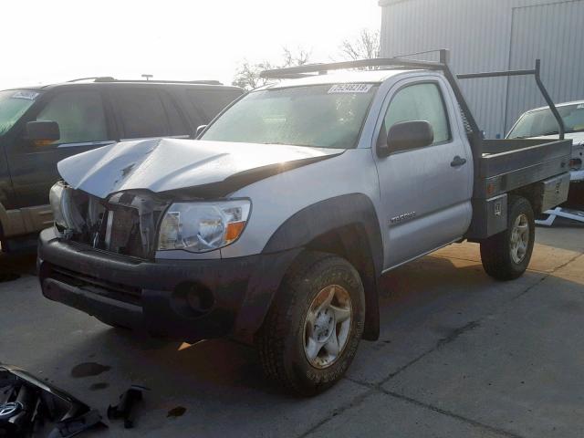 5TEPX4EN8AZ682682 - 2010 TOYOTA TACOMA SILVER photo 2