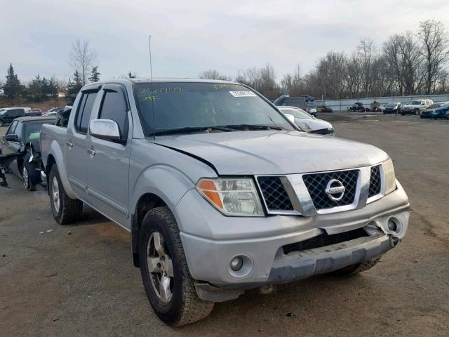 1N6AD07W25C439271 - 2005 NISSAN FRONTIER C SILVER photo 1