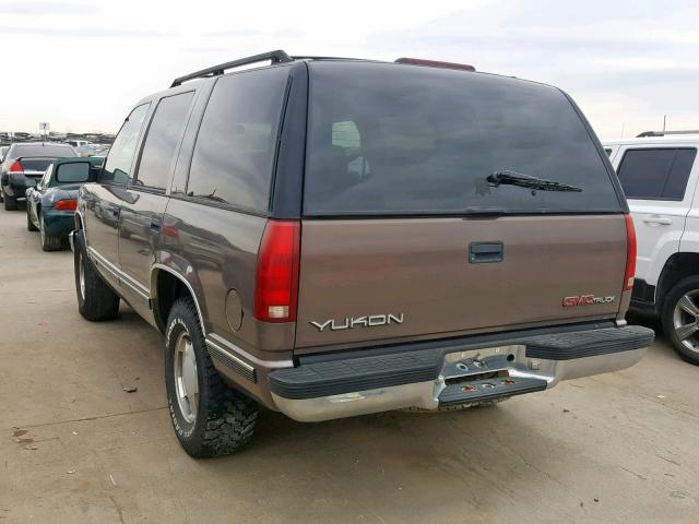 1GKEK13R9VJ748431 - 1997 GMC YUKON BEIGE photo 3