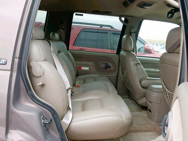 1GKEK13R9VJ748431 - 1997 GMC YUKON BEIGE photo 6