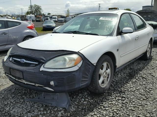 1FAFP55S82G127477 - 2002 FORD TAURUS SES WHITE photo 2