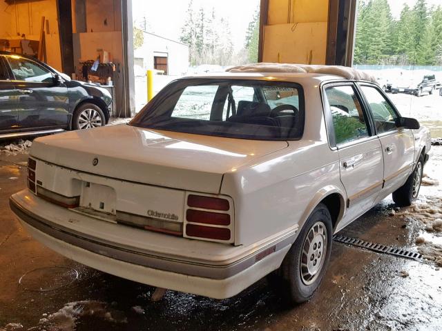 1G3AJ55M1S6422370 - 1995 OLDSMOBILE CIERA SL WHITE photo 4