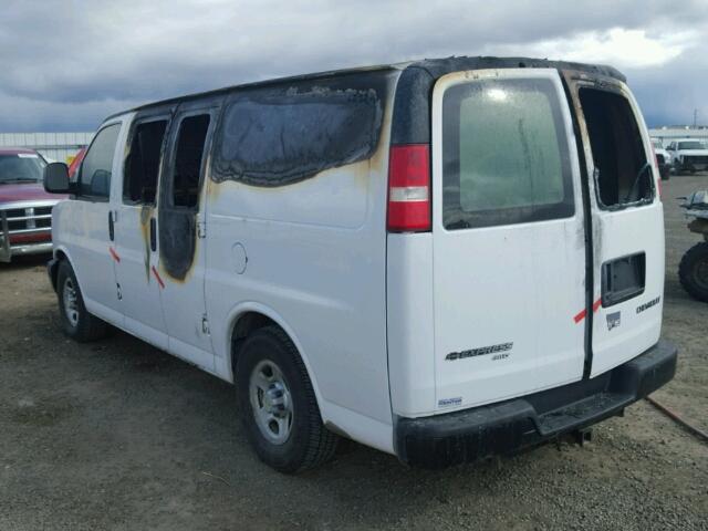 1GCFH15T861230870 - 2006 CHEVROLET EXPRESS G1 WHITE photo 3