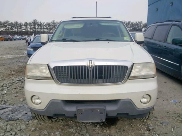5LMEU88H44ZJ30179 - 2004 LINCOLN AVIATOR 白色 照片 9
