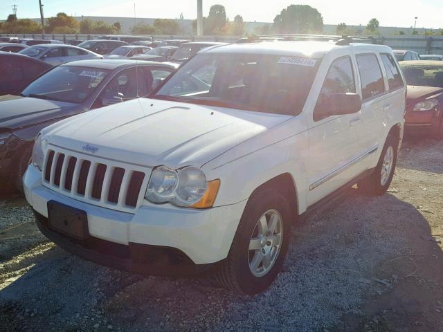 1J4PR4GK7AC139944 - 2010 JEEP GRAND CHER WHITE photo 2