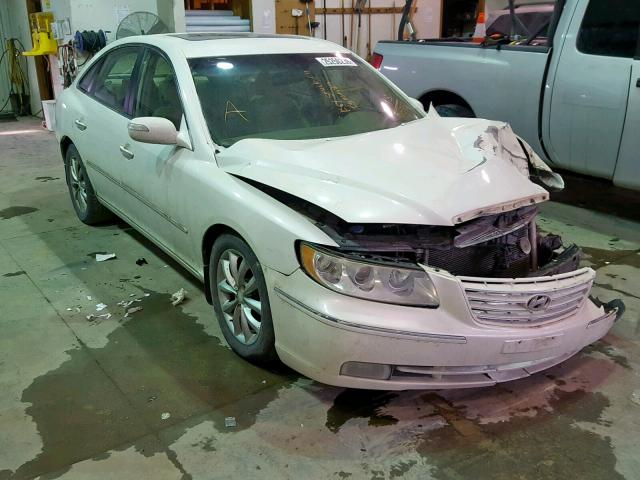 KMHFC46F57A141375 - 2007 HYUNDAI AZERA SE WHITE photo 1