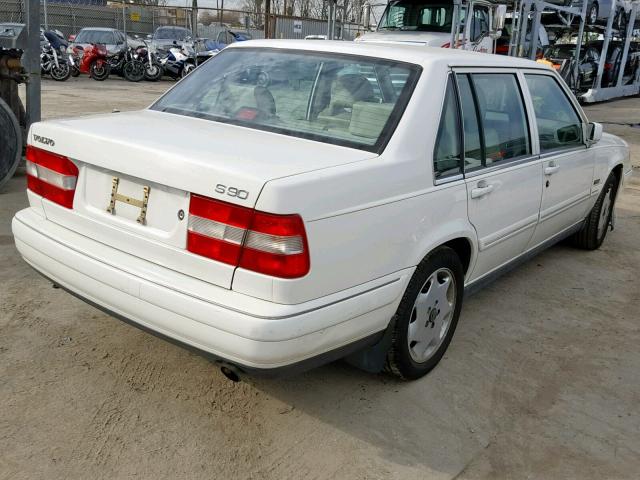 YV1KS960XV1121578 - 1997 VOLVO 960 WHITE photo 4