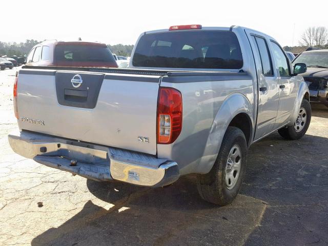 1N6AD07U67C425049 - 2007 NISSAN FRONTIER C SILVER photo 4