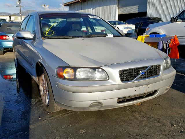 YV1RS61R522124378 - 2002 VOLVO S60 SILVER photo 1