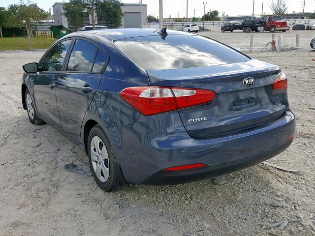 KNAFK4A68G5613864 - 2016 KIA FORTE LX GRAY photo 3