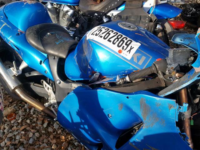 JS1GW71A432107584 - 2003 SUZUKI GSX1300 R BLUE photo 7