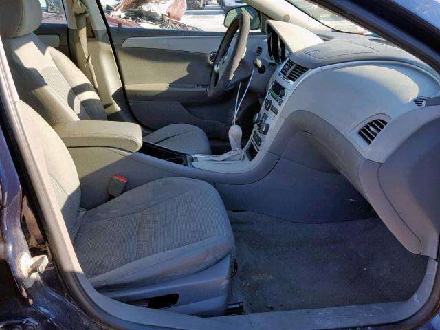 1G1ZB5EB9AF308106 - 2010 CHEVROLET MALIBU LS BLUE photo 5