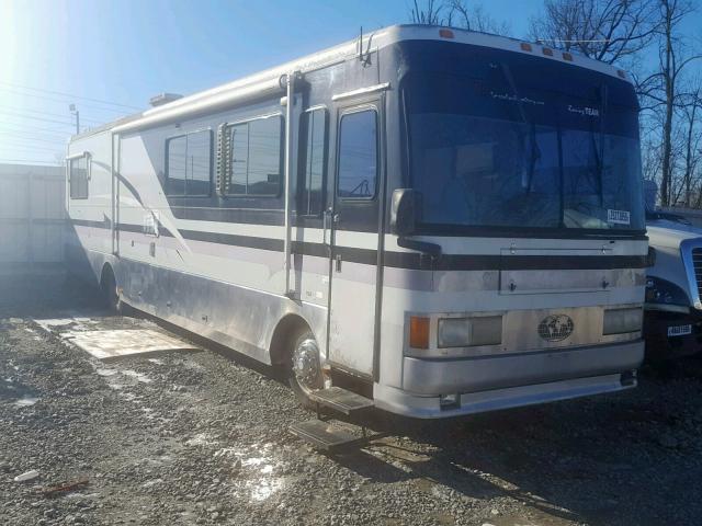 4SLA7EL25S1102854 - 1996 SAFARI MOTORHOME TWO TONE photo 1