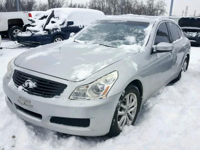 JNKCV61F19M050320 - 2009 INFINITI G37 SILVER photo 2