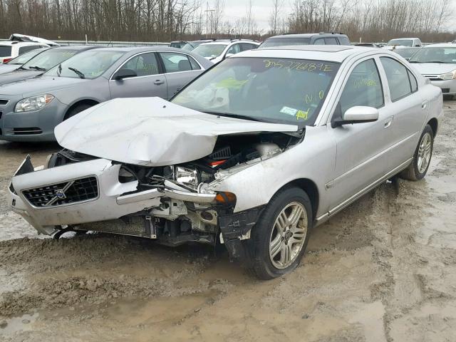 YV1RH592052465112 - 2005 VOLVO S60 2.5T SILVER photo 2