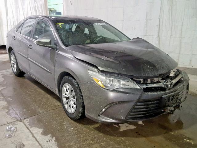 4T1BF1FK7HU751585 - 2017 TOYOTA CAMRY LE GRAY photo 1