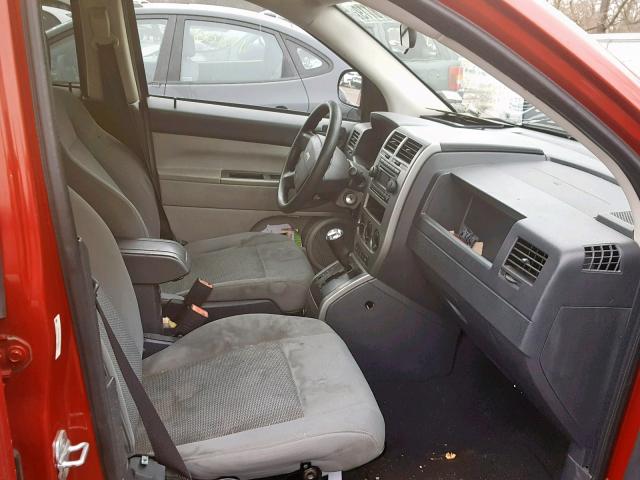 1J8FT470X7D265941 - 2007 JEEP COMPASS RED photo 5