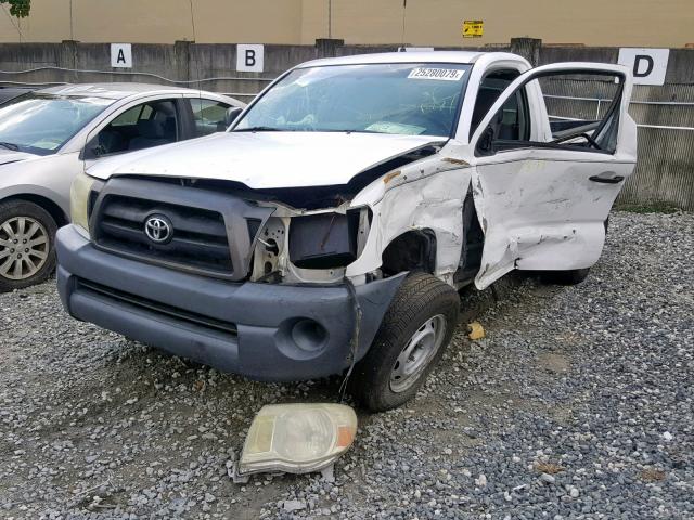 5TENX22N15Z069924 - 2005 TOYOTA TACOMA WHITE photo 2